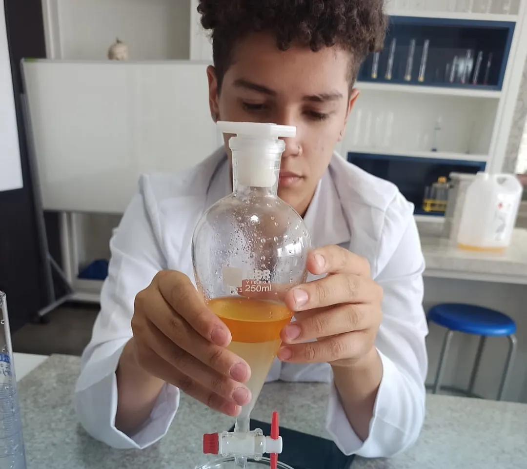 Experimentos no Médio